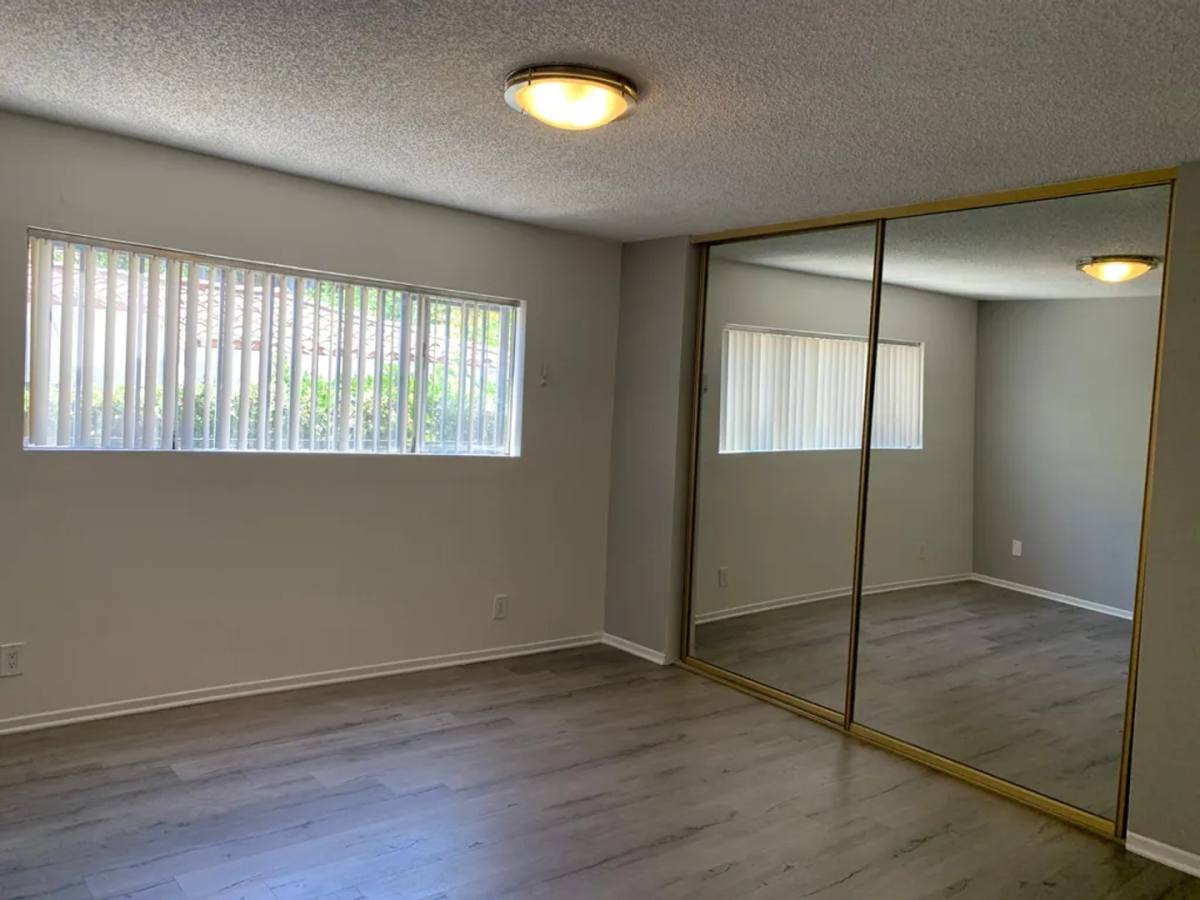 Apartment for rent at 827 Glendale Blvd, Los Angeles, CA 90026