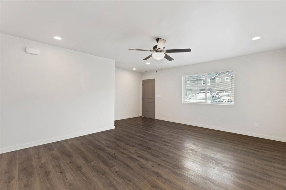 Apartment for rent at 114, 116 & 130 Ravenna Lane, Nampa, ID 83687
