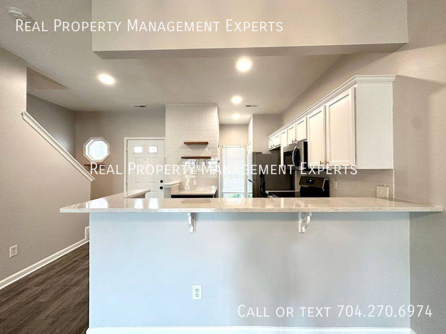 Townhouse for rent at 1318 Anthem Court, Charlotte, NC 28205