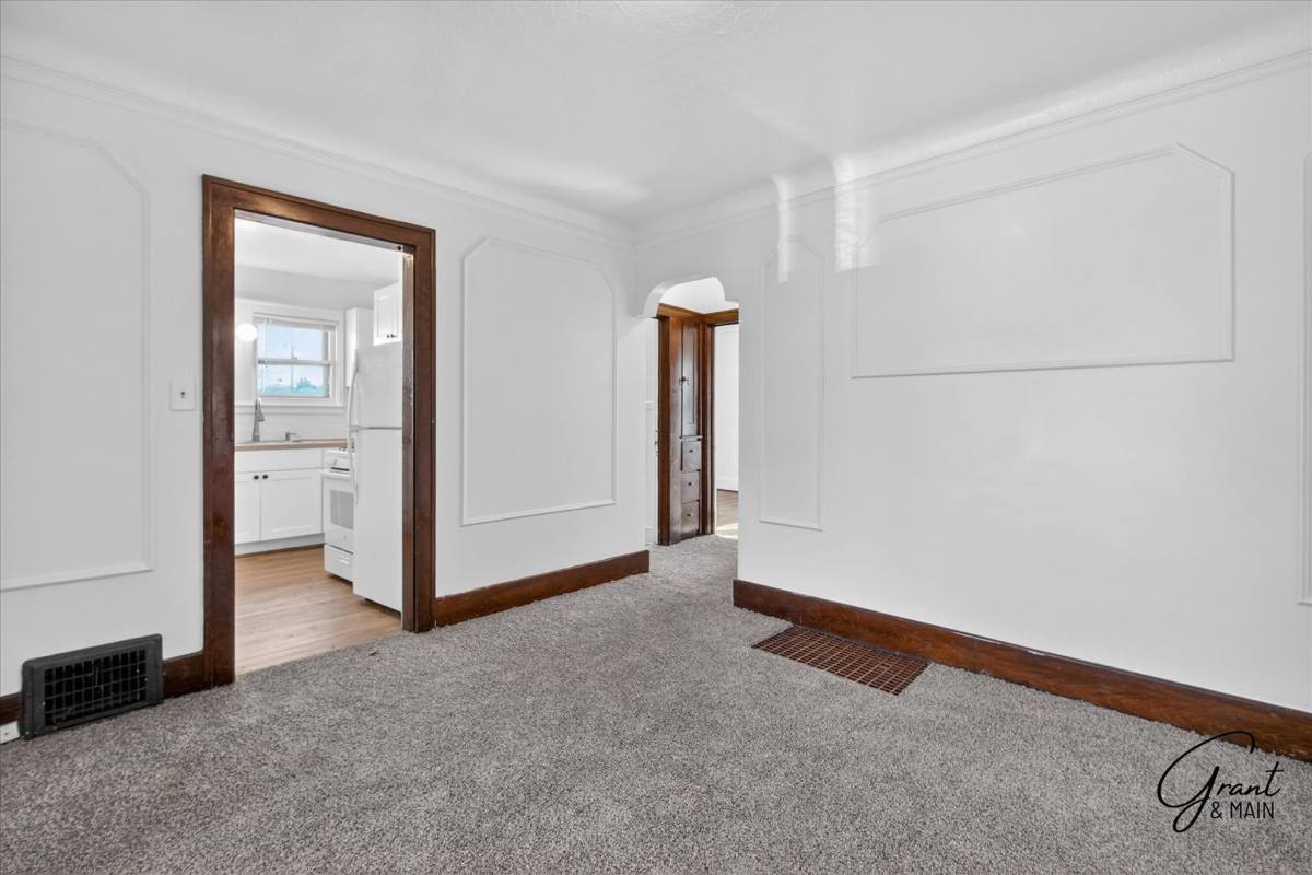 Apartment for rent at 18732 Salem St, Detroit, MI 48219