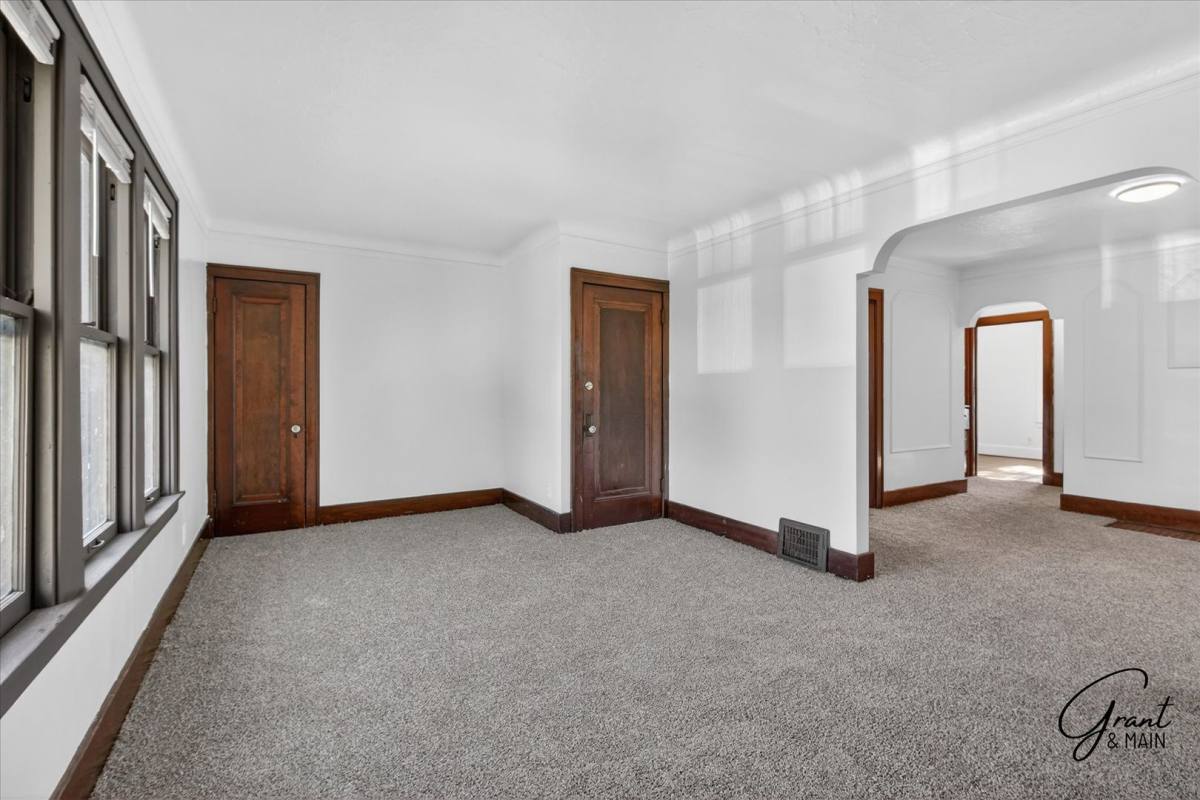 Apartment for rent at 18732 Salem St, Detroit, MI 48219