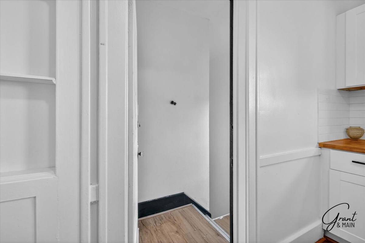 Apartment for rent at 18732 Salem St, Detroit, MI 48219