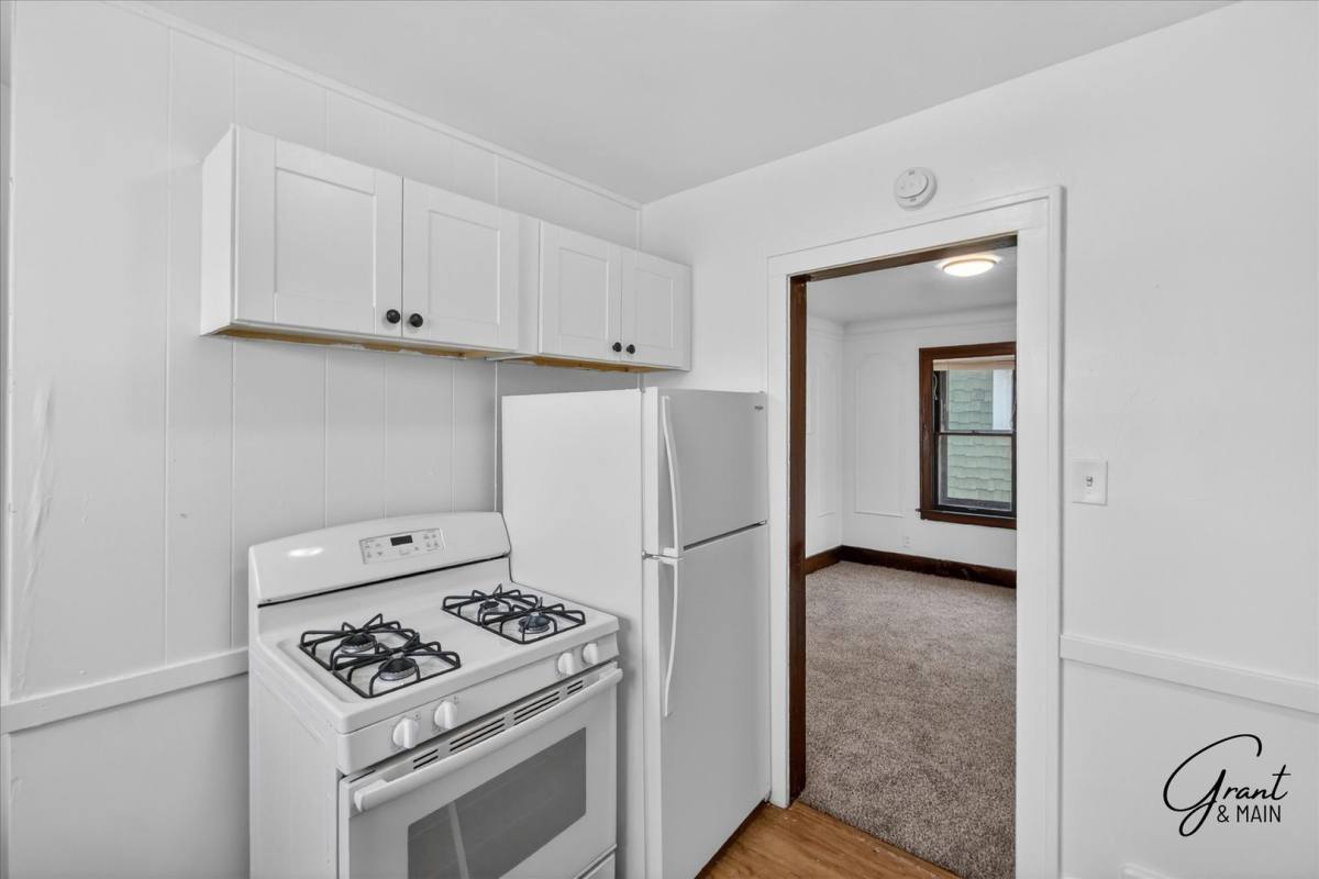 Apartment for rent at 18732 Salem St, Detroit, MI 48219