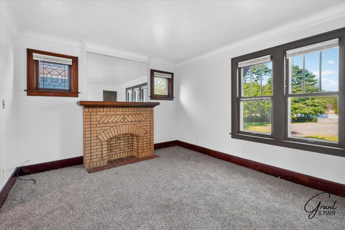Apartment for rent at 18732 Salem St, Detroit, MI 48219