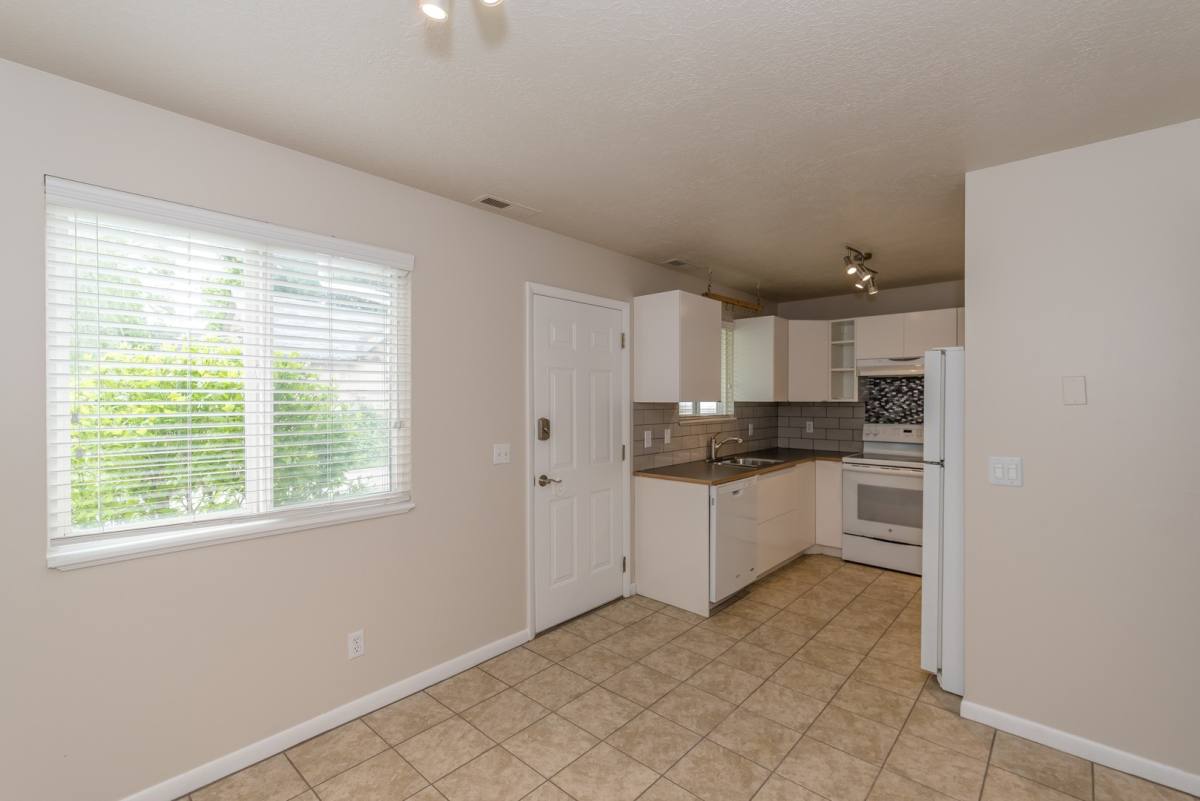 Townhouse for rent at 2270 S 700 E, Salt Lake City, UT 84106