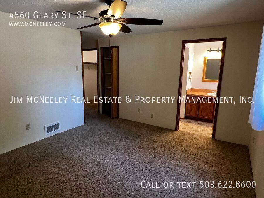 House for rent at 4560 Geary St SE, Albany, OR 97322