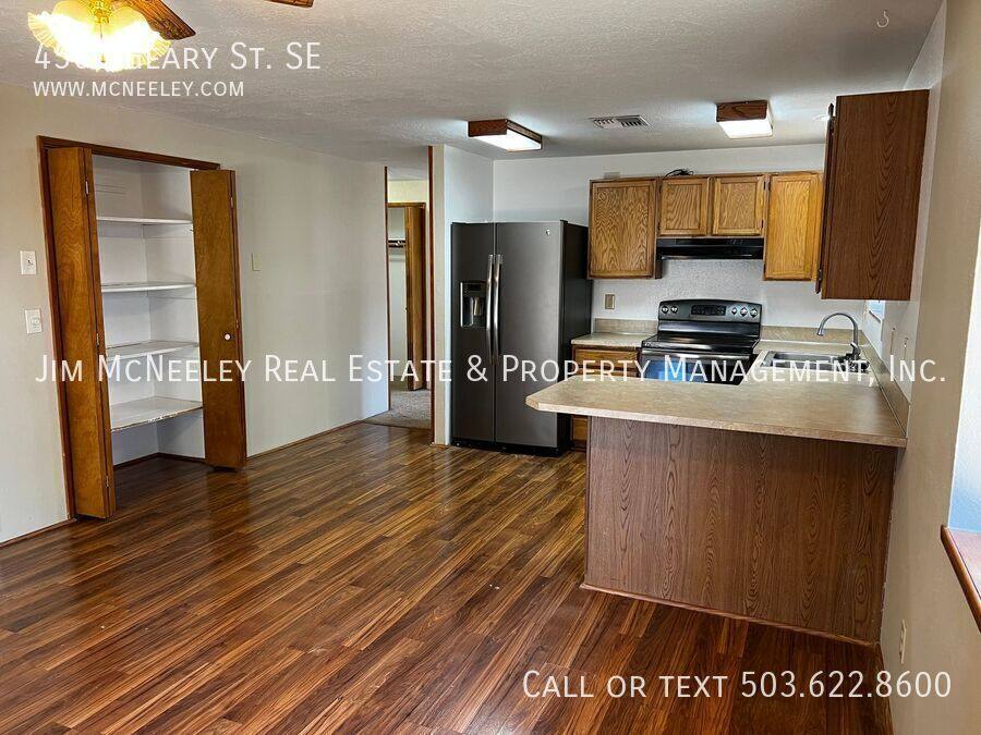 House for rent at 4560 Geary St SE, Albany, OR 97322