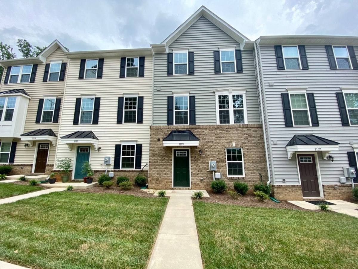 Townhouse for rent at 1119 Sunset Ave Extension, Charlottesville, VA 22903
