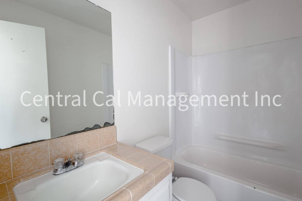 Apartment for rent at 6208 Stine Rd, Bakersfield, CA 93313
