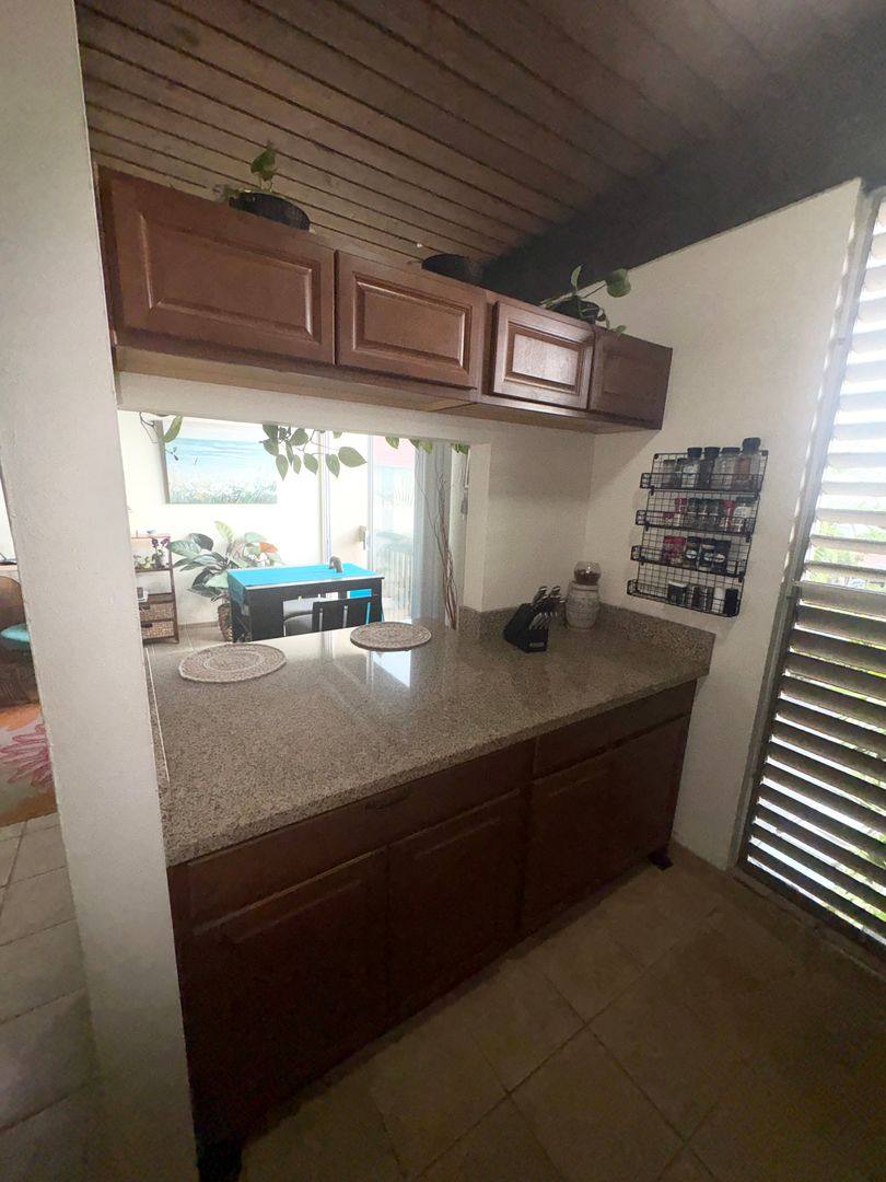 Condo for rent at 75-5873 Walua Rd, Kailua Kona, HI 96740