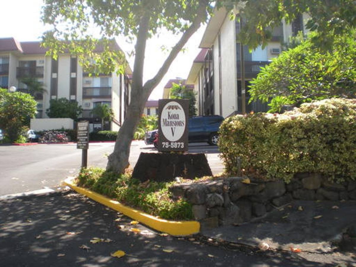 Condo for rent at 75-5873 Walua Rd, Kailua Kona, HI 96740