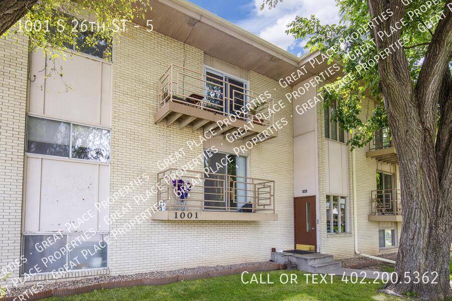 Apartment for rent at 1001 S 26th St #5, Lincoln, NE 68510