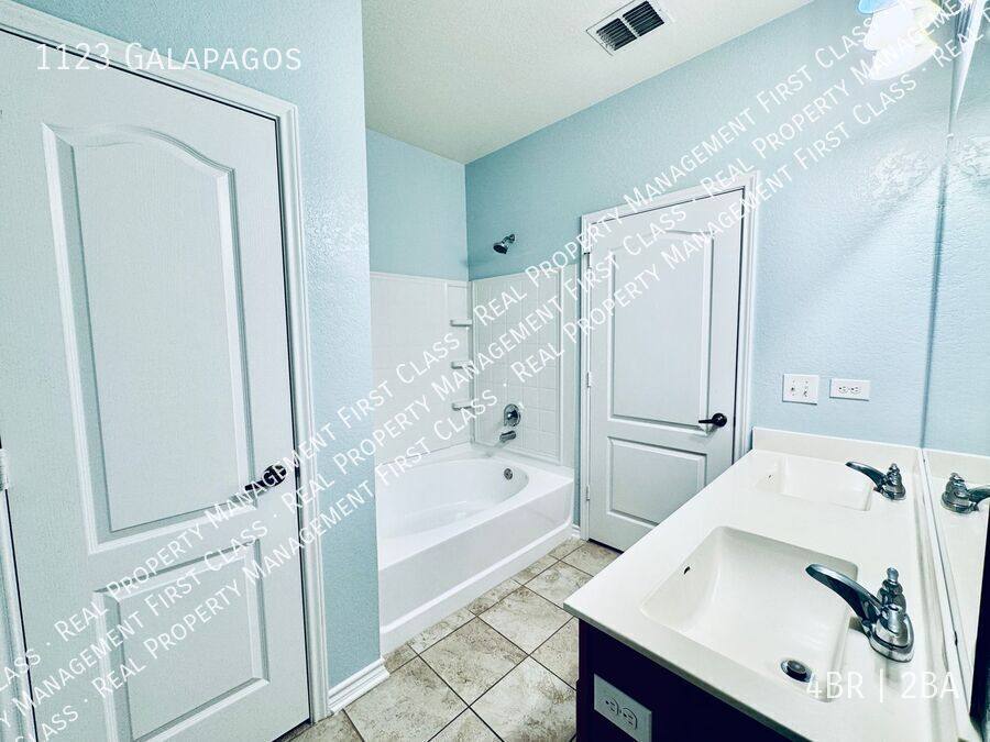 House for rent at 1123 Galapagos, San Antonio, TX 78214