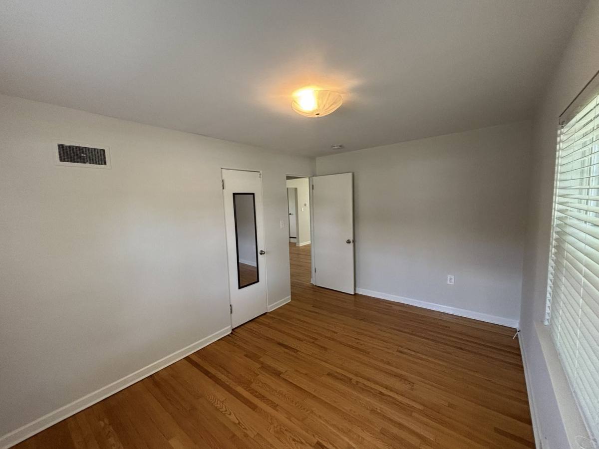 House for rent at 22 Macungie Ave, Emmaus, PA 18049