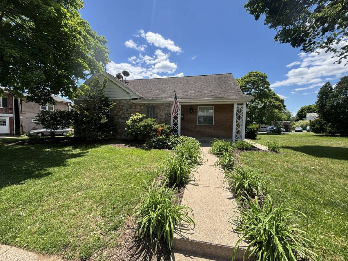 House for rent at 22 Macungie Ave, Emmaus, PA 18049