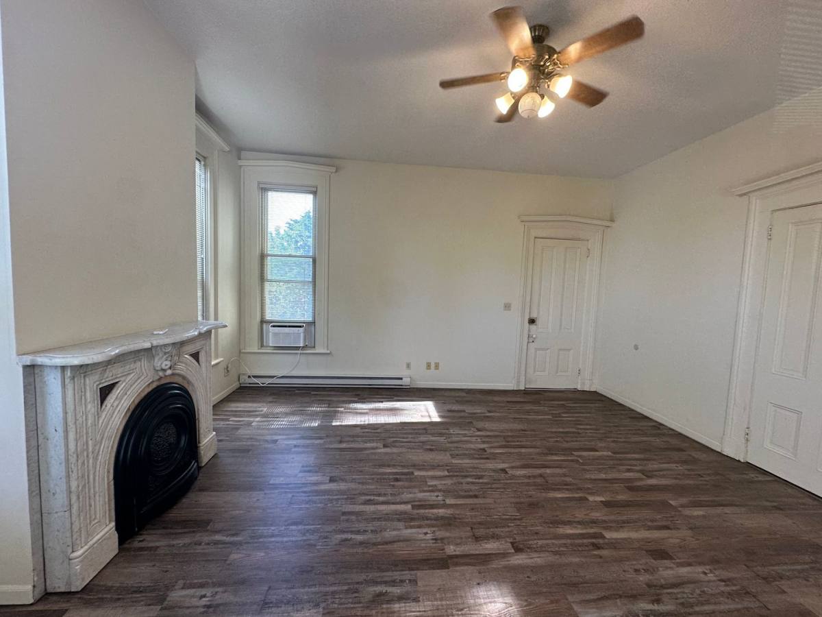 Apartment for rent at 226 N 14th St, Quincy, IL 62301