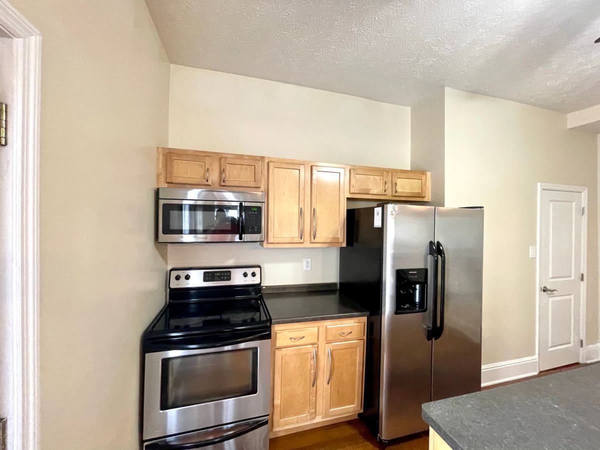 House for rent at 323 Augusta St, Pittsburgh, PA 15211