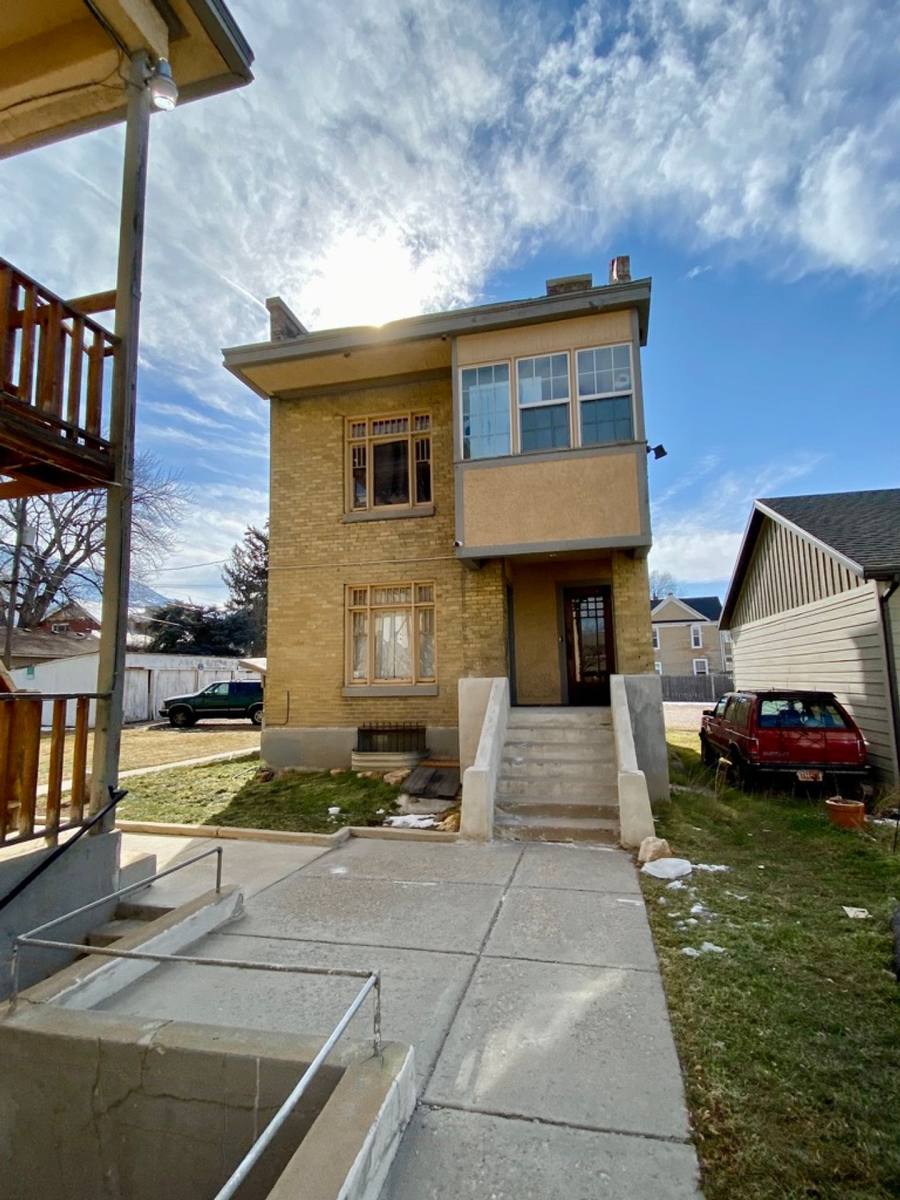 Apartment for rent at 961 25th St, Ogden, UT 84401