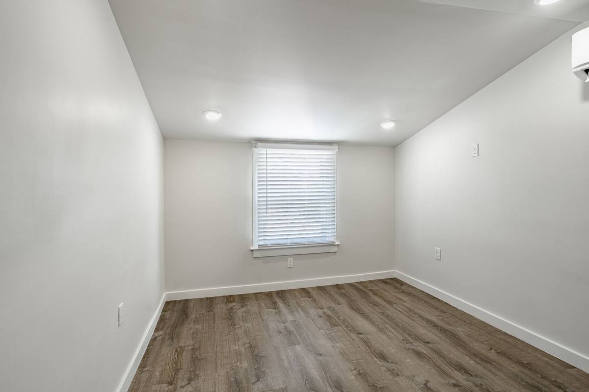 Apartment for rent at 324-326 Darby Rd #3R, Havertown, PA 19083