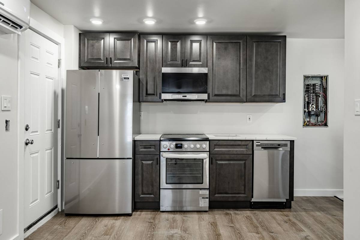 Apartment for rent at 324-326 Darby Rd #3R, Havertown, PA 19083