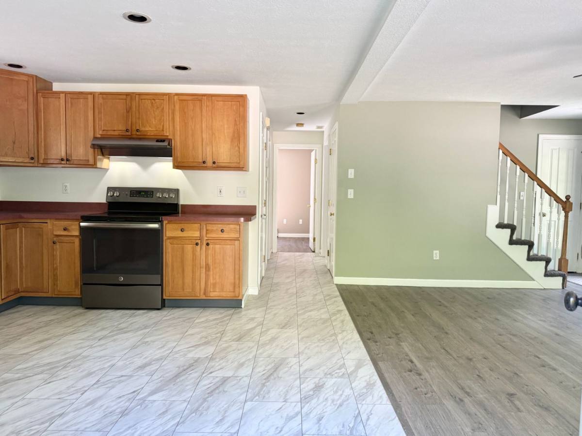 House for rent at 7 Gollum's Way, Windham, ME 04062