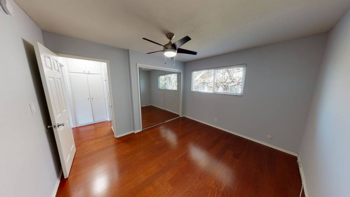 Apartment for rent at 937 Hyperion Ave, Los Angeles, CA 90029