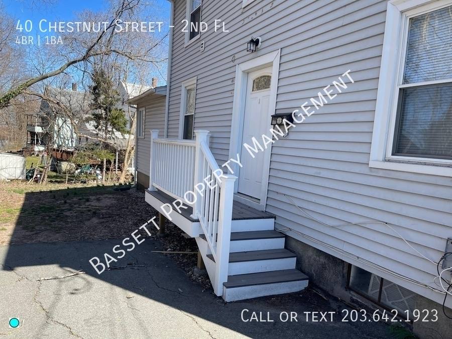 Apartment for rent at 40 Chestnut St - 2nd Floor, Middletown, CT 06457