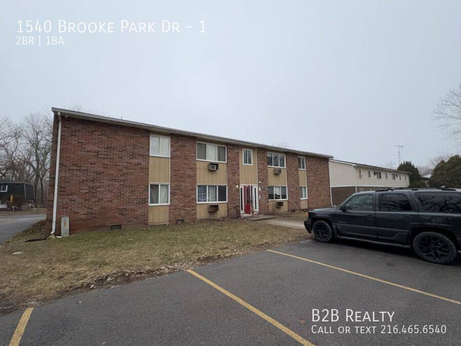Apartment for rent at 1540 Brooke Park Dr #1, Toledo, OH 43612