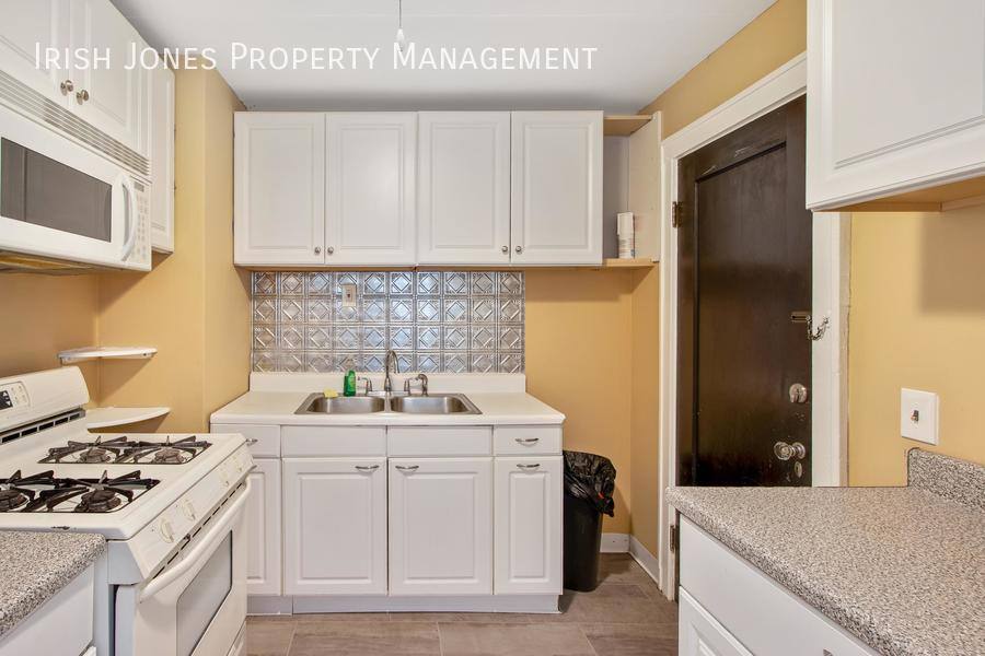 Apartment for rent at 20 Avery Ave, Buffalo, NY 14216