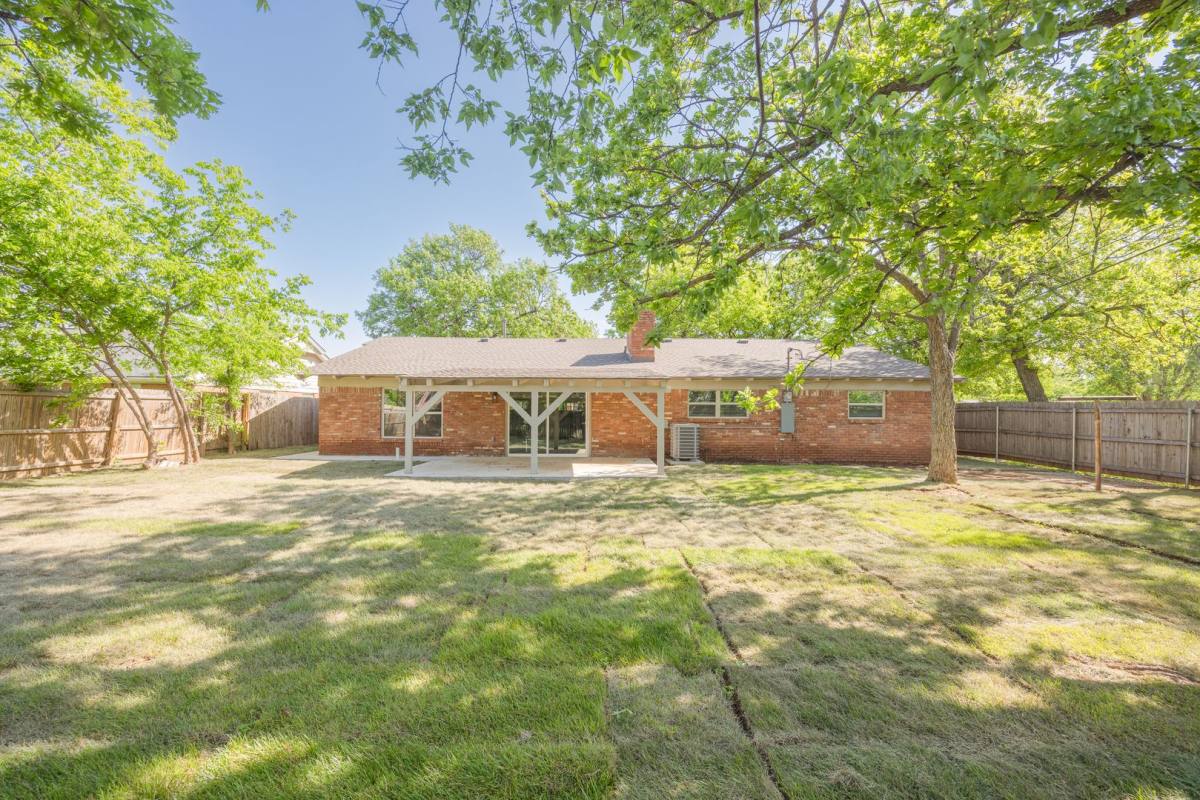 House for rent at 2716 Carlton Way, Oklahoma City, OK 73120