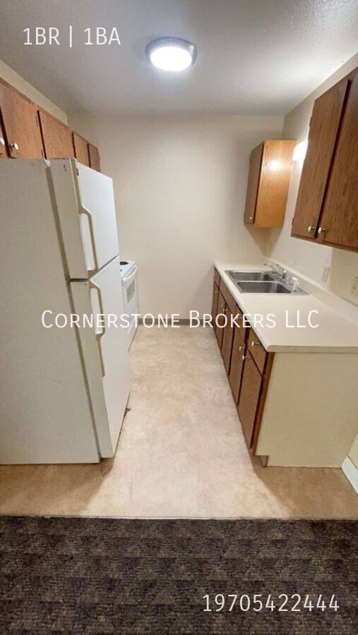 Apartment for rent at 333 Custer Ave #4, Akron, CO 80720