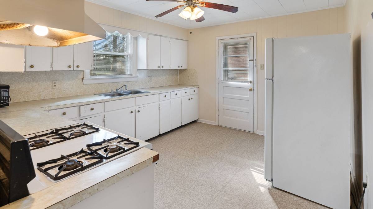 House for rent at 631 Michigan Ave, Port Allen, LA 70767