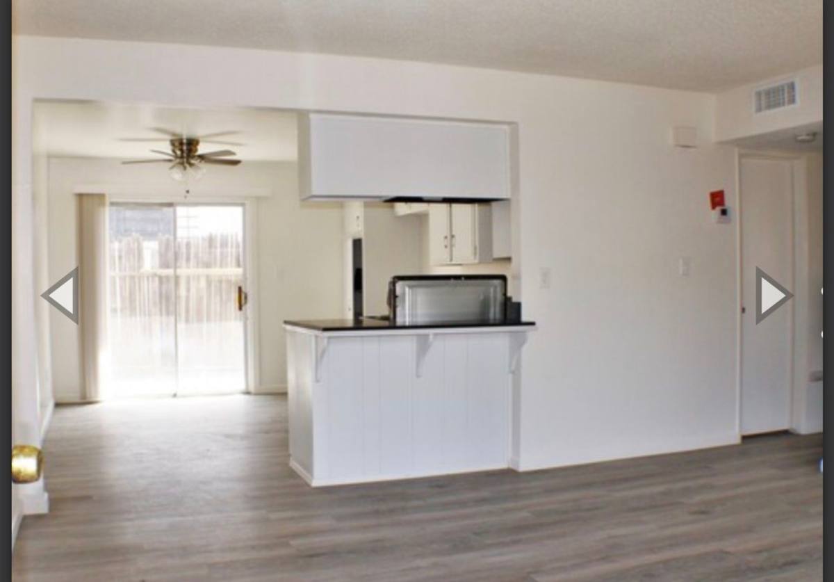 Apartment for rent at 529 Knotts St, Bakersfield, CA 93305