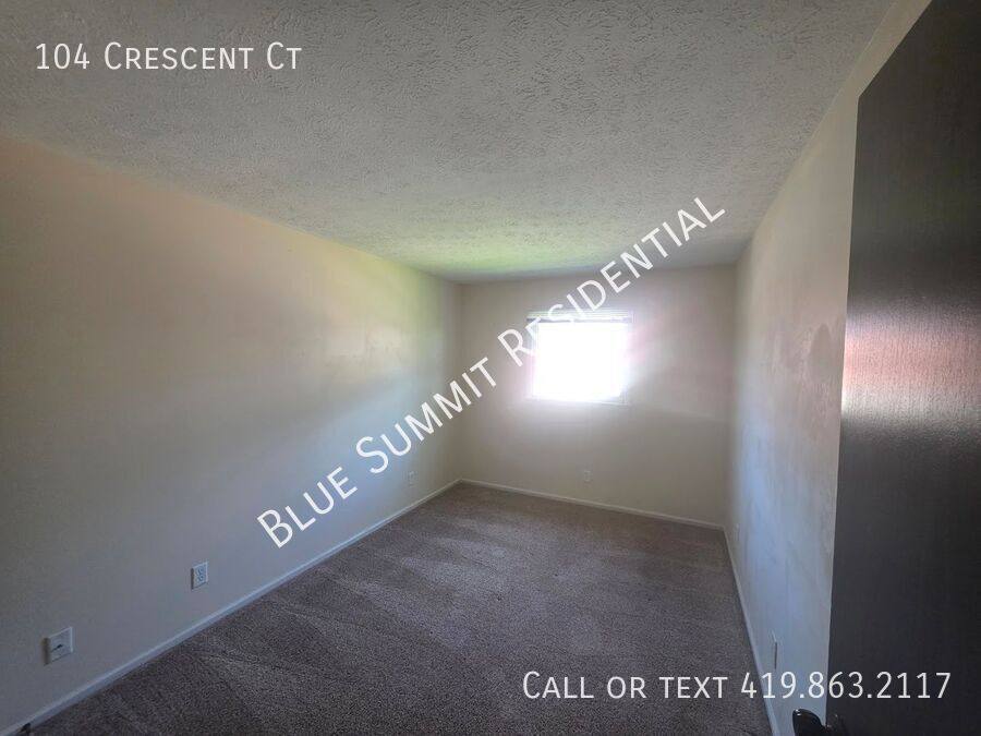 Apartment for rent at 104 Crescent Court, Bucyrus, OH 44820
