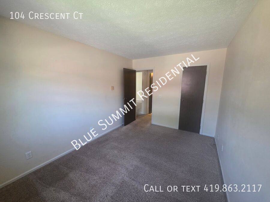 Apartment for rent at 104 Crescent Court, Bucyrus, OH 44820