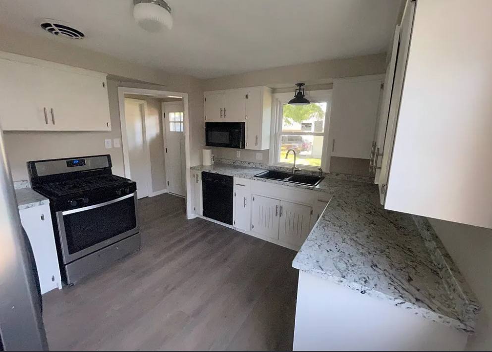 House for rent at 6015 Newton Ave S, Minneapolis, MN 55419