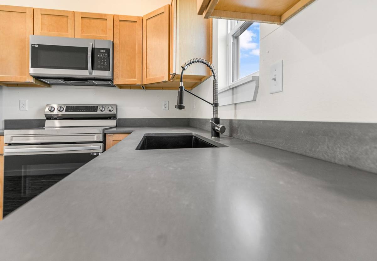 Townhouse for rent at 18398 Highway 71, Pineville, MO 64856
