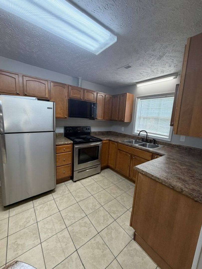 House for rent at 536 Linwood Ave, Lumberton, NC 28358