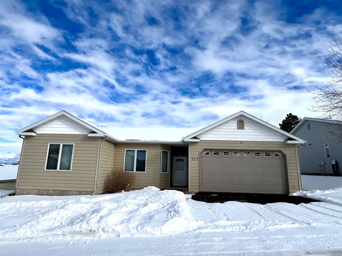 House for rent at 517 Burnham Place, Helena, MT 59601