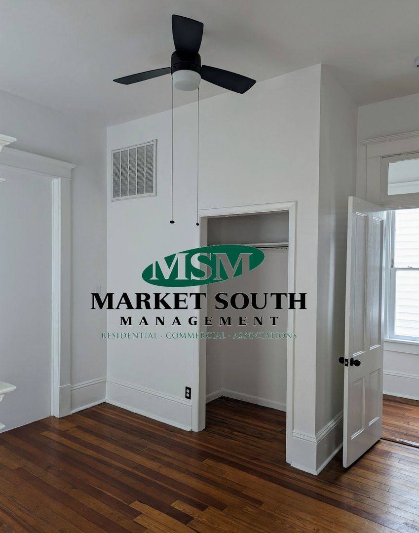 Apartment for rent at 106 E Bolton St, Savannah, GA 31401