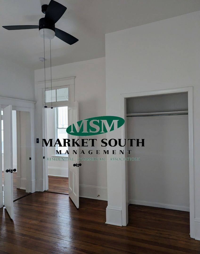 Apartment for rent at 106 E Bolton St, Savannah, GA 31401