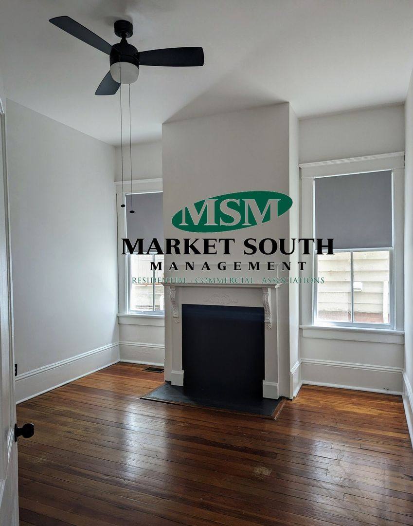 Apartment for rent at 106 E Bolton St, Savannah, GA 31401