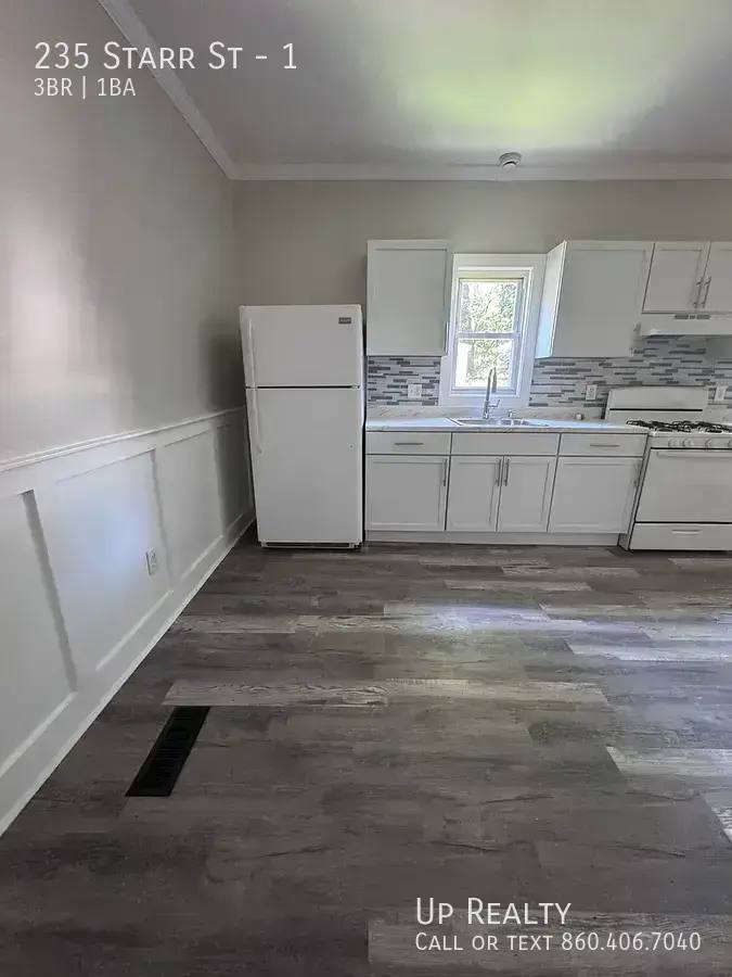 Apartment for rent at 235 Starr St #1, New Haven, CT 06511