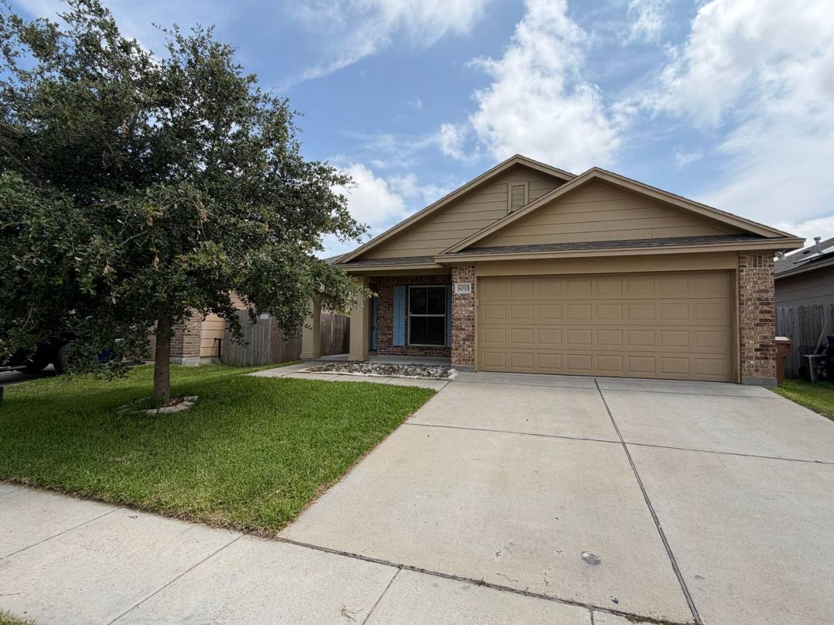 House for rent at 8033 Cormorant Dr, Corpus Christi, TX 78414