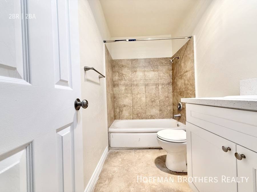 Apartment for rent at 12001 Allegheny St #21, Sun Valley, CA 91352