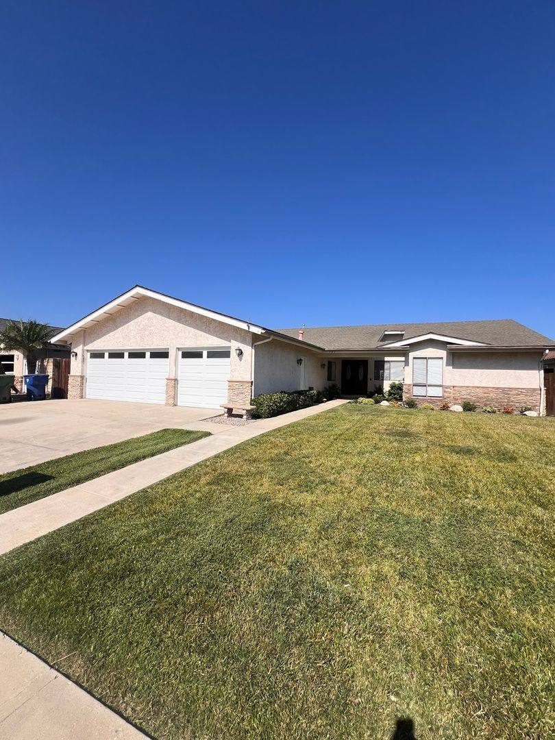 House for rent at 1142 Ashbury Court, Camarillo, CA 93010