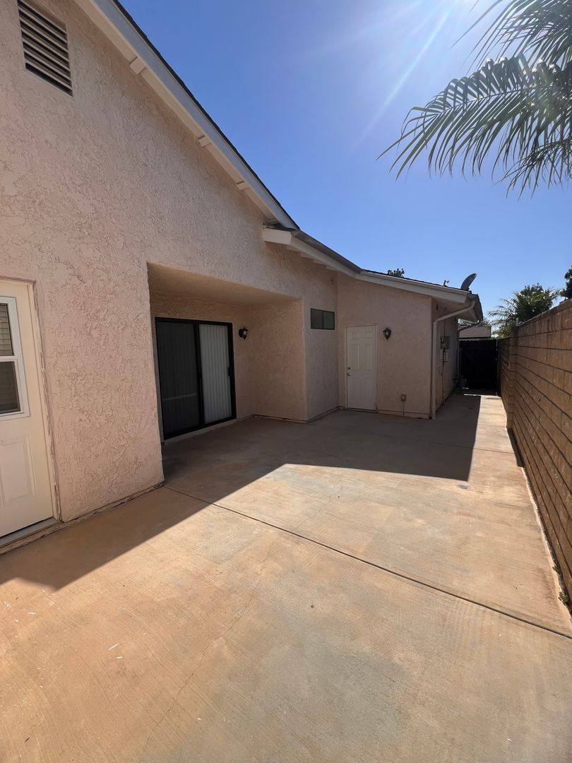 House for rent at 1142 Ashbury Court, Camarillo, CA 93010