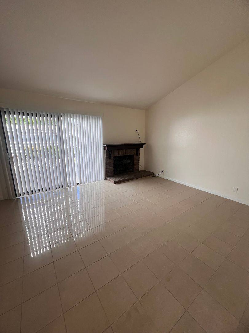 House for rent at 1142 Ashbury Court, Camarillo, CA 93010