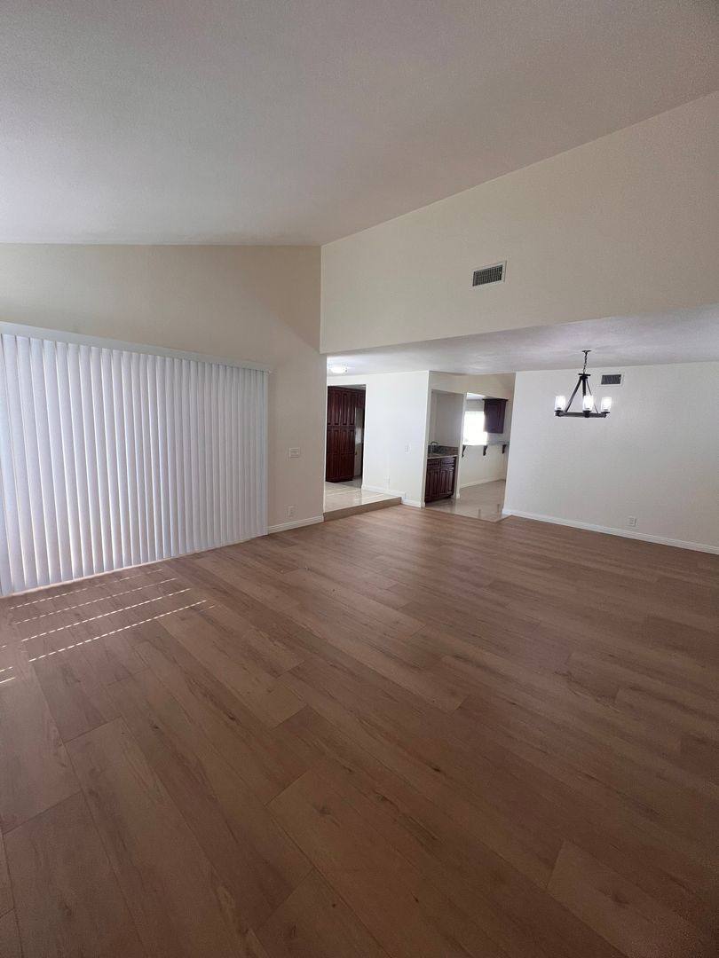 House for rent at 1142 Ashbury Court, Camarillo, CA 93010