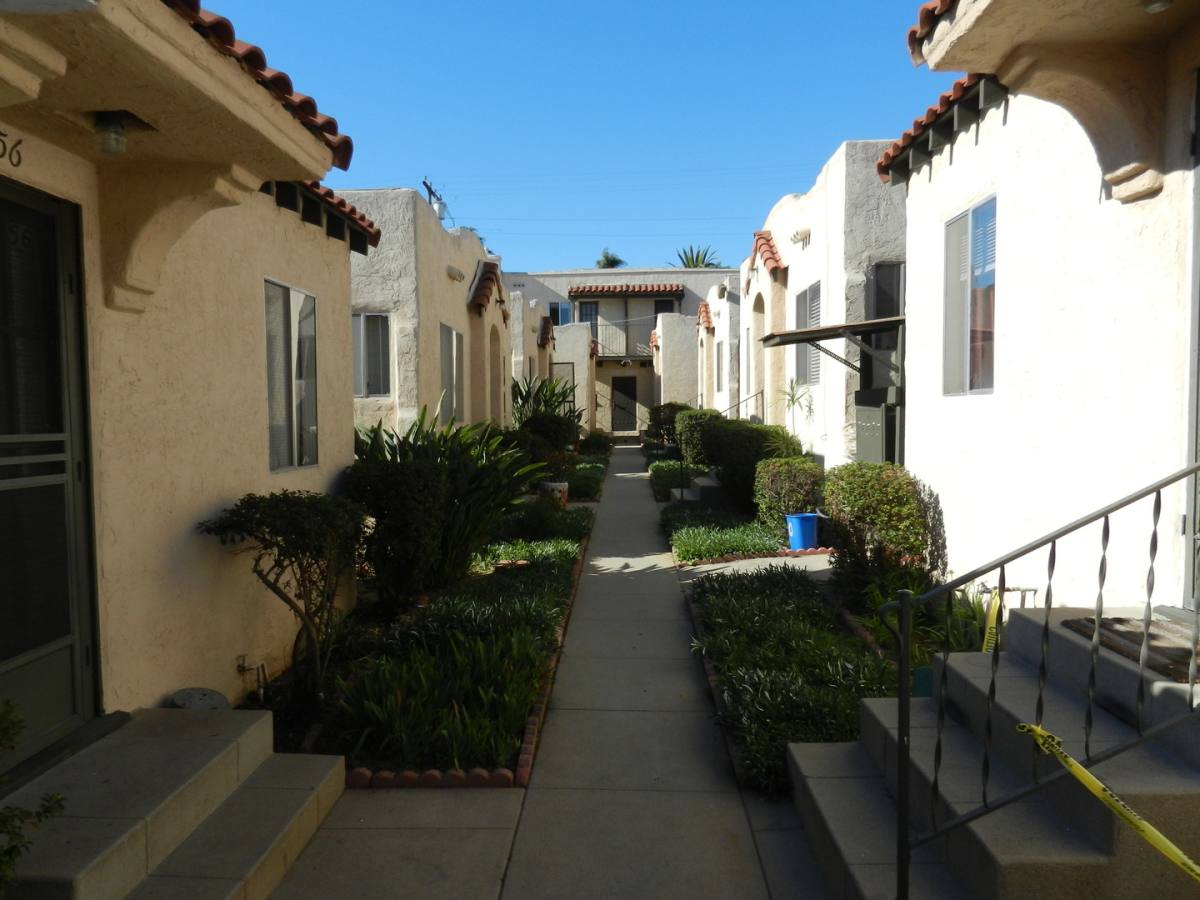 Apartment for rent at 2562 E Broadway, San Diego, CA 92102